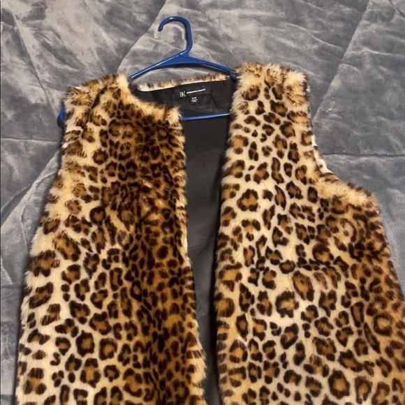 Inc international Concepts animal print vest - Picture 4 of 4